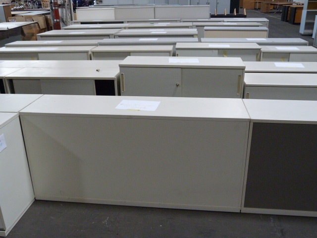 große Menge Sideboards